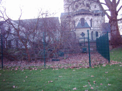 Foto: Der Platz am Maulbeerbaum