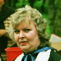 Foto: Trudi Straeten im Juni 2004 w&auml;hrend des 20j&auml;hrigen Jubil&auml;ums der Tierversuchsgegner Pulheim
